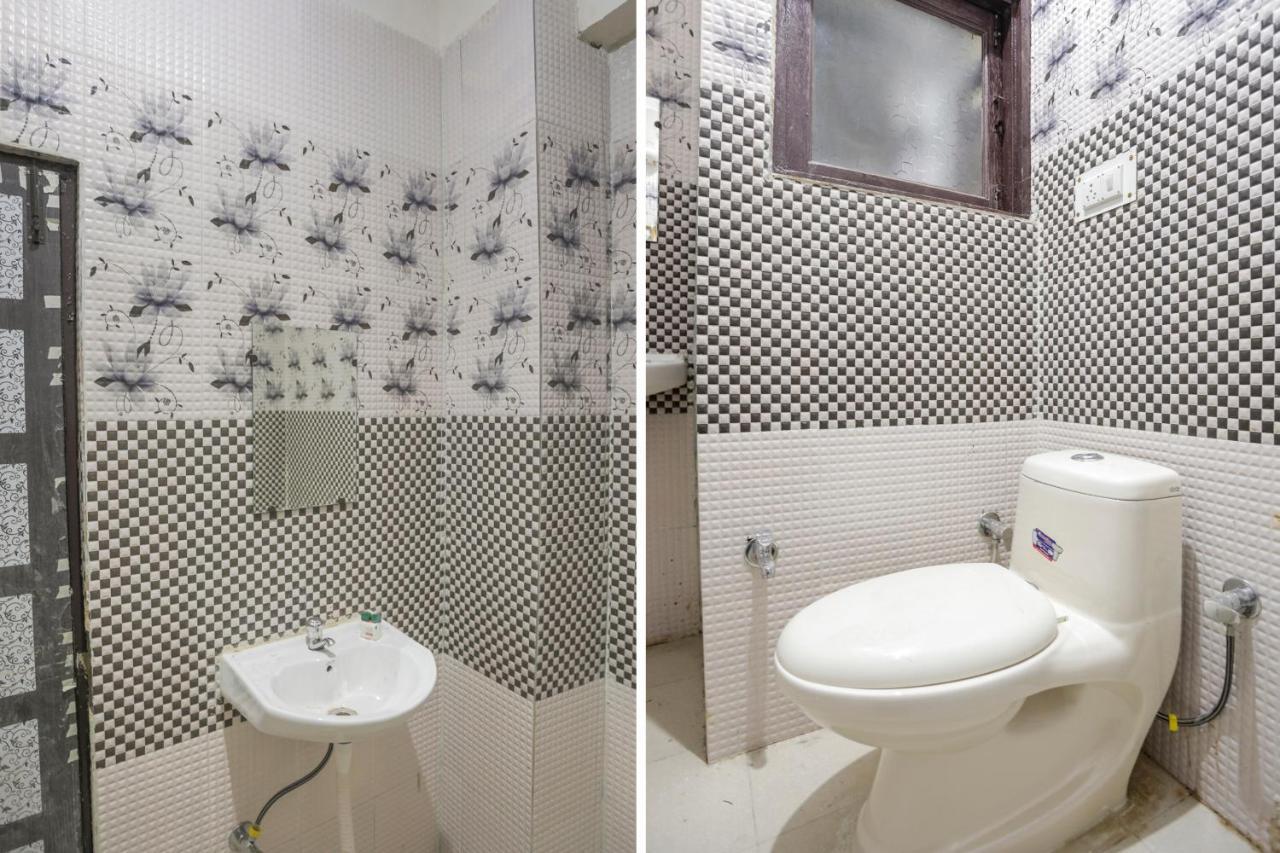 Oyo Townhouse 74871 Thoraipakkam Hotell Chennai Exteriör bild