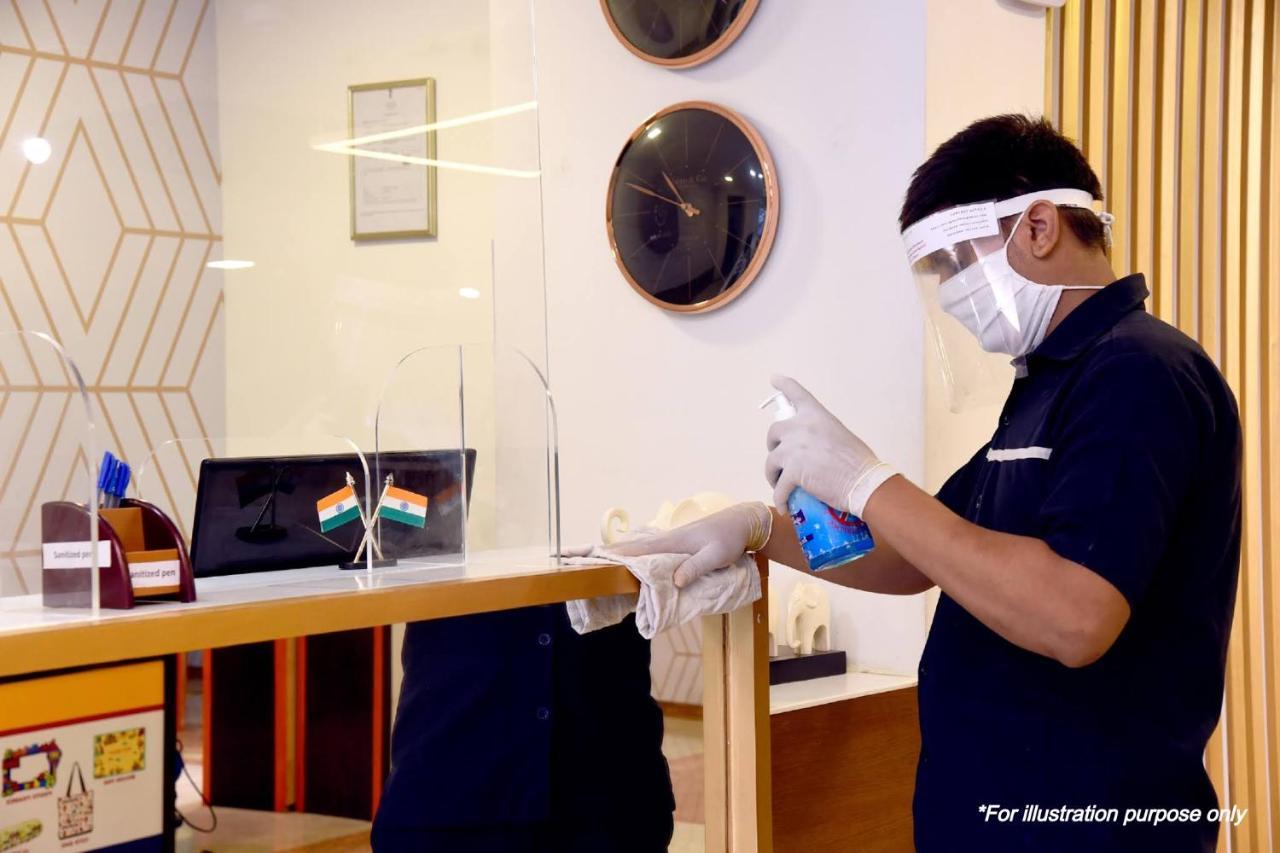 Oyo Townhouse 74871 Thoraipakkam Hotell Chennai Exteriör bild