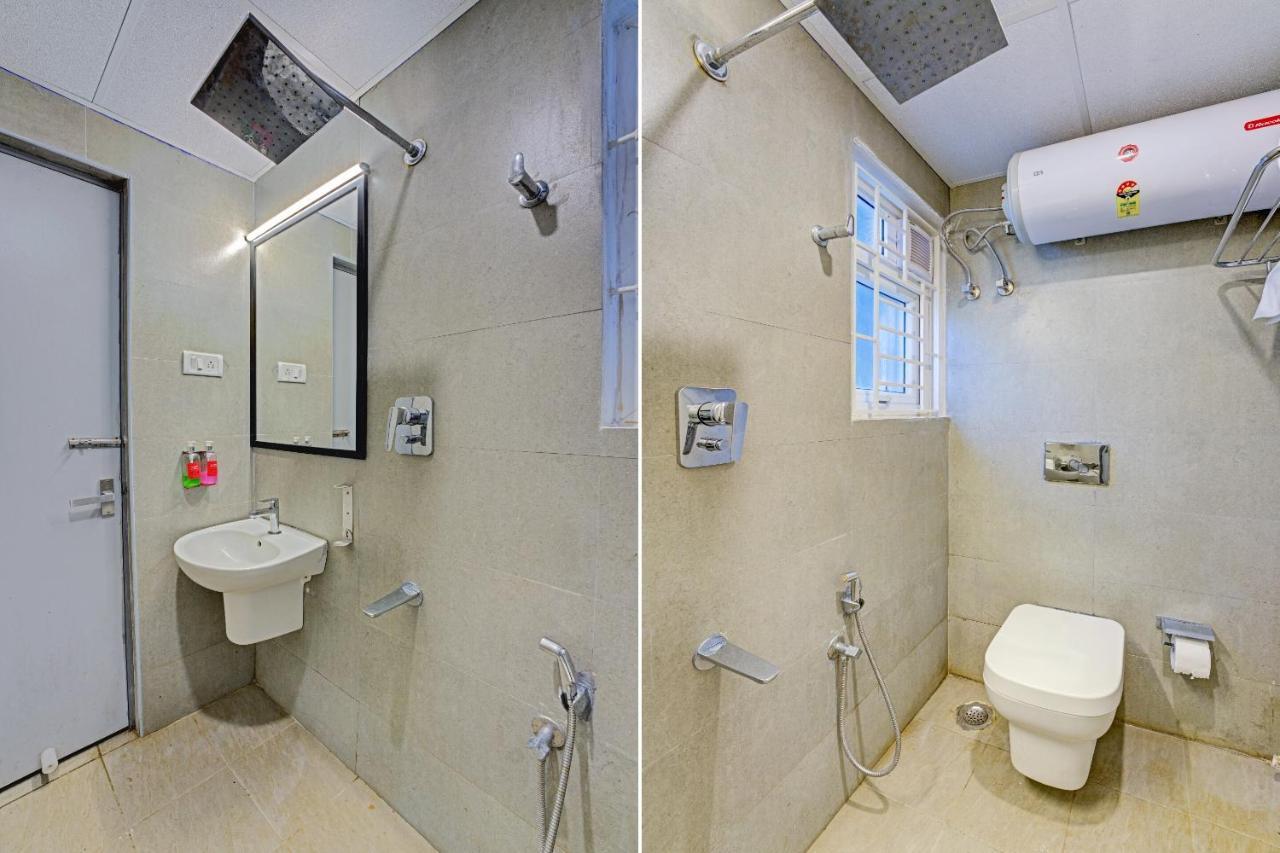 Oyo Townhouse 74871 Thoraipakkam Hotell Chennai Exteriör bild