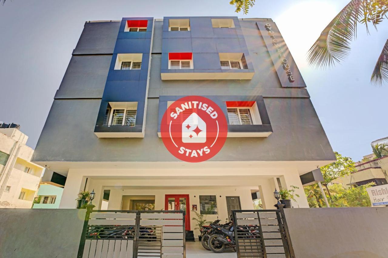 Oyo Townhouse 74871 Thoraipakkam Hotell Chennai Exteriör bild